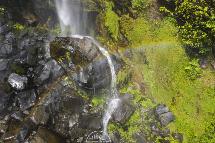 Cascade de Sa Nam : Un joyau naturel rafraîchissant dans la Province de Khammouane