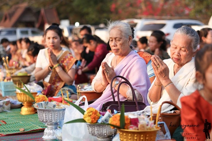 S'immerger à l'ambiance spirituel pendant la fête de Vat Phou