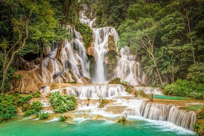 Les chutes de Kuang Si, une &eacute;tape incontournable de tout circuit touristique au Laos