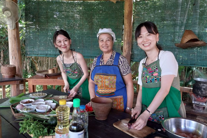 Si vous aimez d&eacute;couvrir la cuisine traditionnelle laotienne, participez &agrave; un cours de cuisine &agrave; The Bamboo Experience