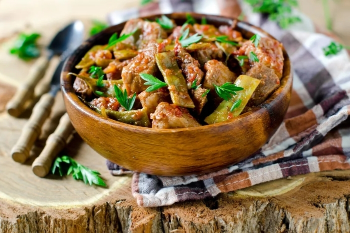 Or Lam (Ragoût de légumes au buffle ou au poulet)