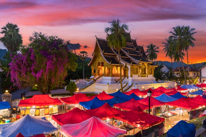 Magie des nuits animées à Luang Prabang