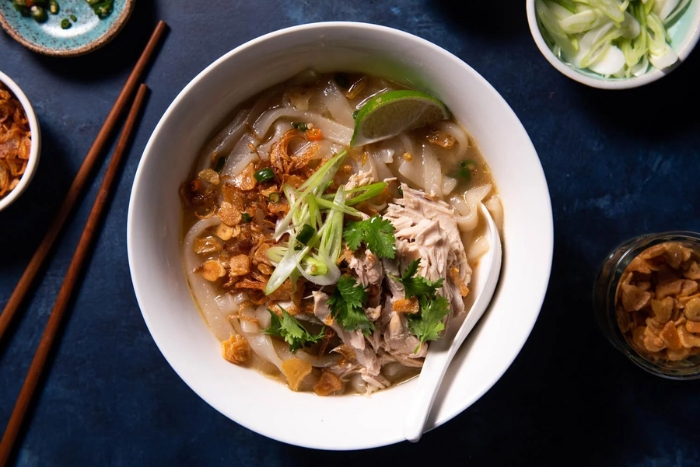 Khao Piak Sen – soupe laotienne de nouilles au poulet