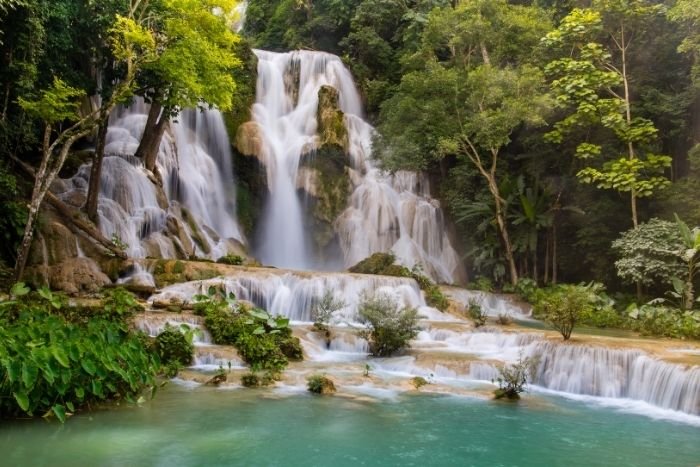 Les cascades du Laos offrent un spectacle grandiose en &eacute;t&eacute;