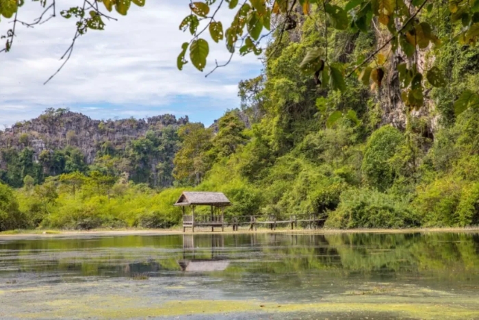 Parc national de Phou Hin Boun