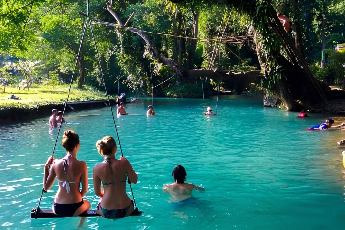 Blue Lagoons à Vang Vieng