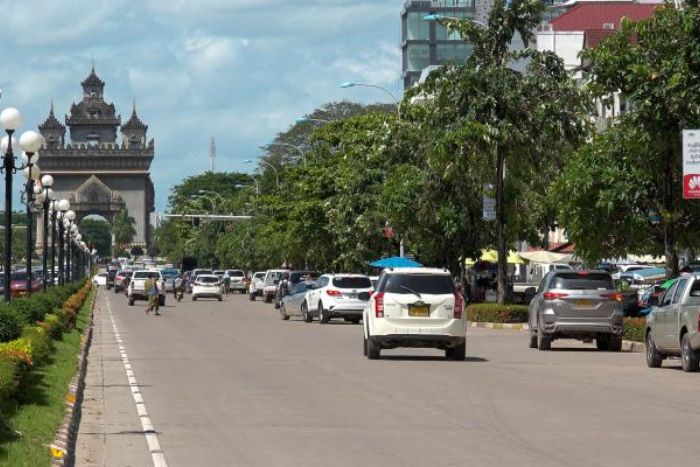 Circulation au Laos (photo : Vientiane)