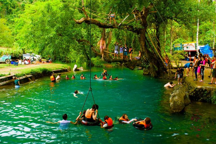 Blue Lagoon 1 et grotte de Phu Kham à Vang Vieng