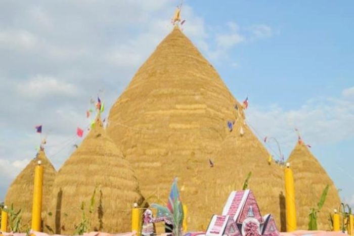 Boun Khoun Khao - Fête traditionnelle au Laos en mars