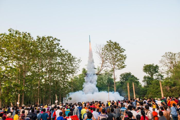 Boun Bang Fai - Fête des fusées au Laos en mai