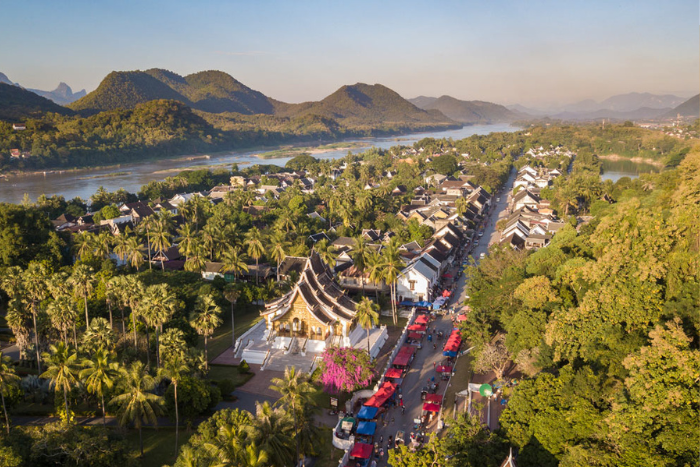 Où visiter au nord du Laos en famille? Luang Prabang est un site inscrit au patrimoine mondial de l'UNESCO