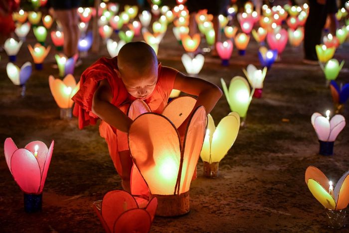 Fête des Lumières vives à Luang Prabang, Laos en octobre