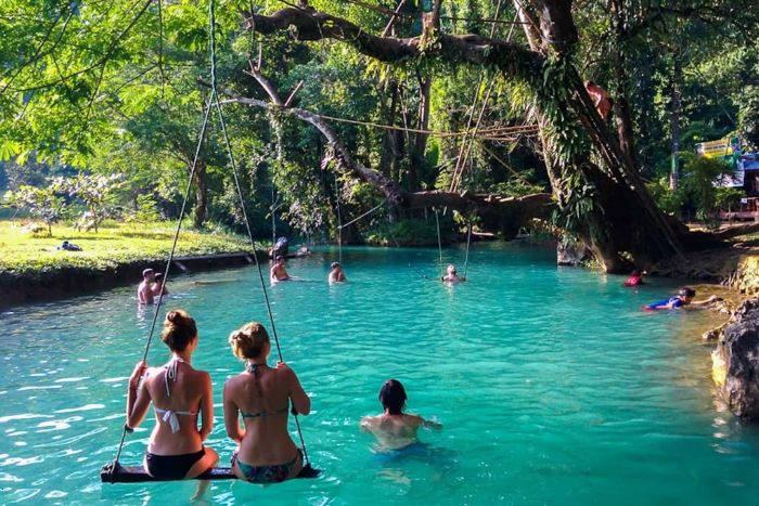 Blue Lagoon - Incontournable lors de l’itinéraire de 2 jours à Vang Vieng