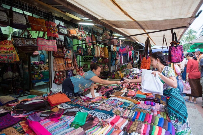 N'oubliez pas faire du shopping à Vientiane dans votre voyage week‑end entre filles à Vientiane
