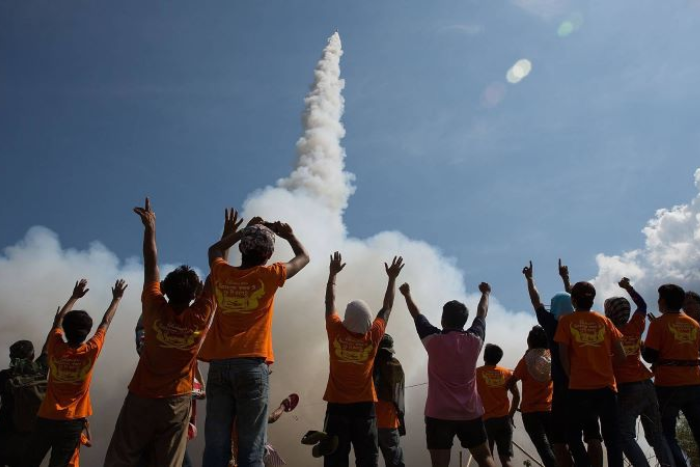 Boun Bang Fai, fête des fusées au Laos