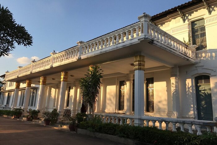 Tour du Musée National du Laos 