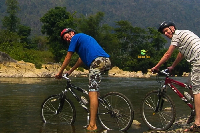Balade à vélo au bord du Mékong, une expérience paisible à Vientiane