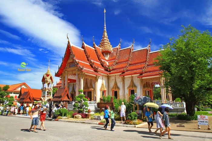 Dernière étape au Wat Chalong – Une touche de sérénité pour clore un voyage pas cher en 1 semaine