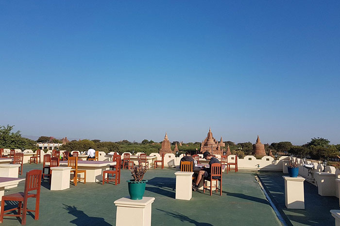 Vue de l'hôtel Temple View Bagan