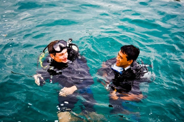 Scuba diving avec expert à Ngapali