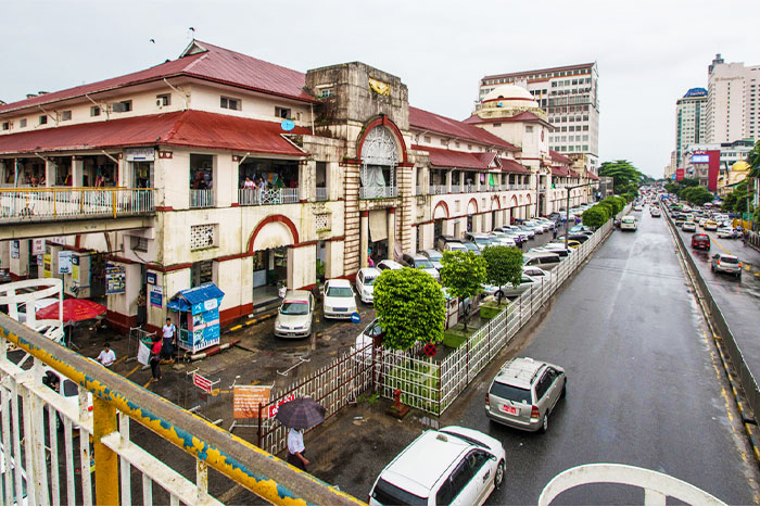 Marché Bogyoke Aung San, l'incontournable du voyage en 2 jours à Rangoon