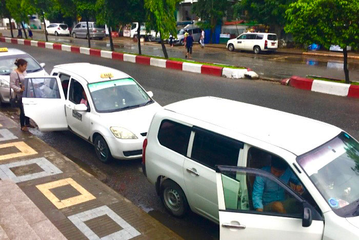 Taxis à Yangon