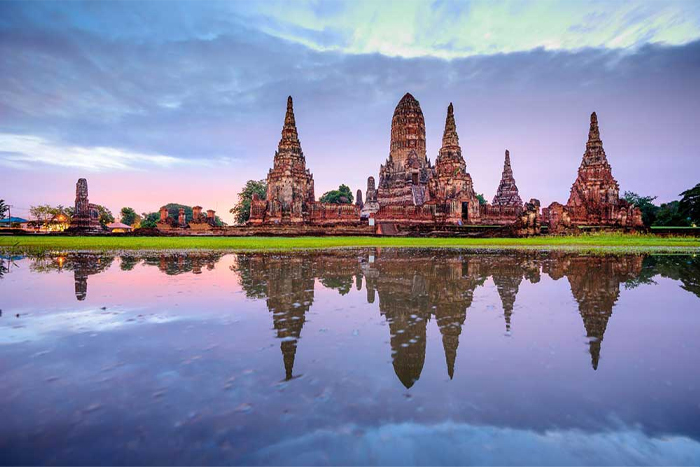 Que faire en Thaïlande en décembre ? Explorez les ruines d'Ayutthaya sous un soleil doux