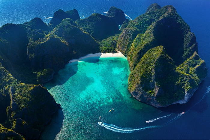 Aller en Thaïlande en décembre : Plongez dans les eaux limpides de Koh Phi Phi