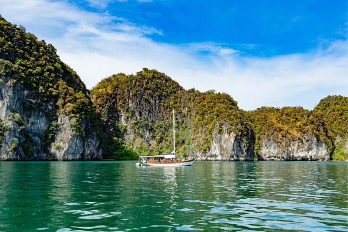 Baie de Phang Nga, paysages karstiques uniques à voir pendant 2 semaines sud Thaïlande