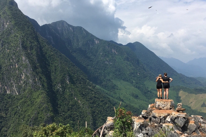 Suspendu entre la terre et le ciel à Nong Khiaw