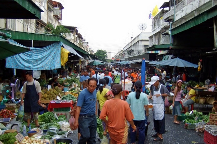 Le marché Chao Phrom