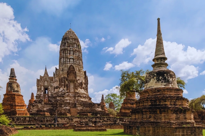 Que faire à Ayutthaya ? Explorer Wat Chaiwatthanaram