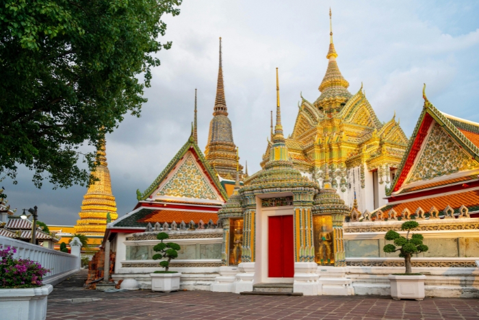 Wat Phra Chetuphon Wimon Mangkalaram (Wat Pho)