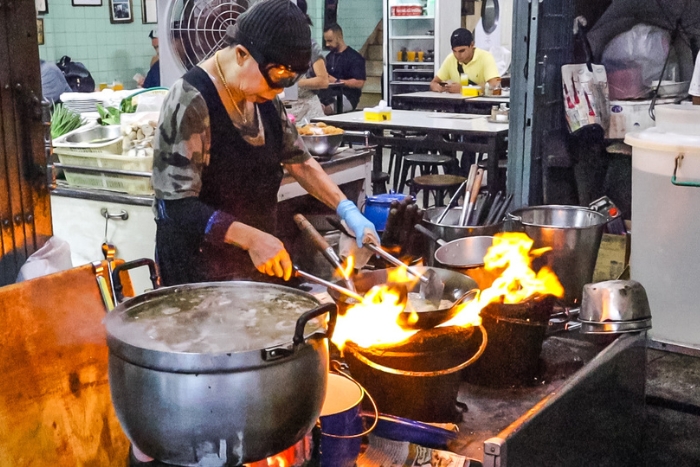 Histore de Jay Fai restaurant, cuisine de rue de Bangkok