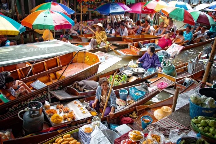 Marché flottant Damnoen Saduak