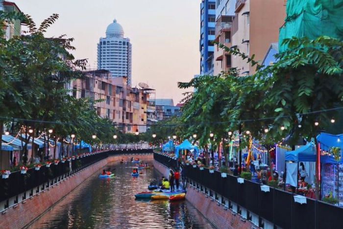 Que faire à Bangkok ? Visiter le canal Ong Ang