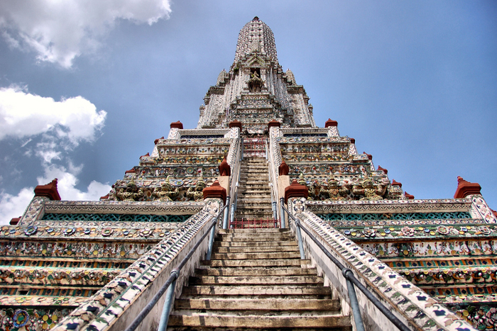  Le prang central : une tour majestueuse