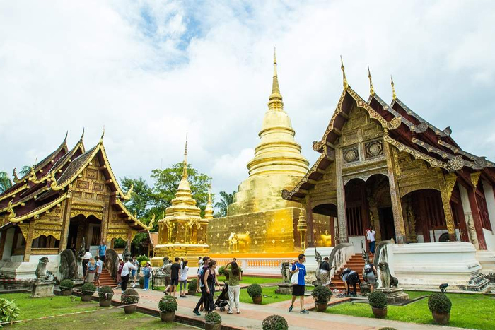 Découvrez Wat Phra That Doi Suthep, le temple le plus emblématique de Chiang Mai