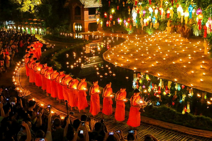 Loi Krathong: Le festival des lanternes flottantes