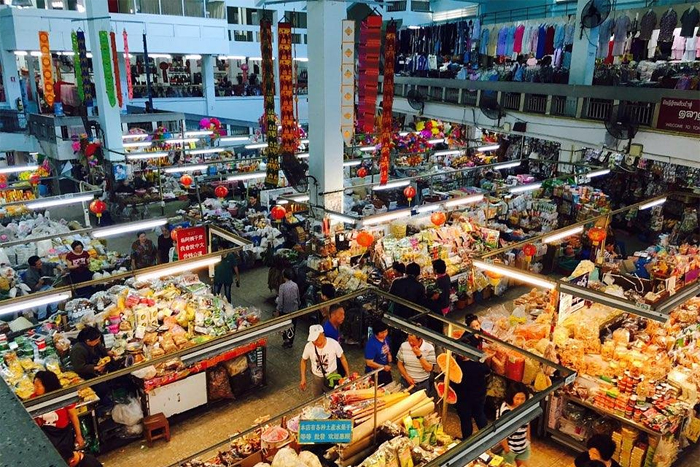 Marché Warorot - un lieu incontournable pour découvrir la vie locale à Chiang Mai
