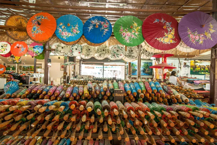 Parapluies artisanaux thaïlandais