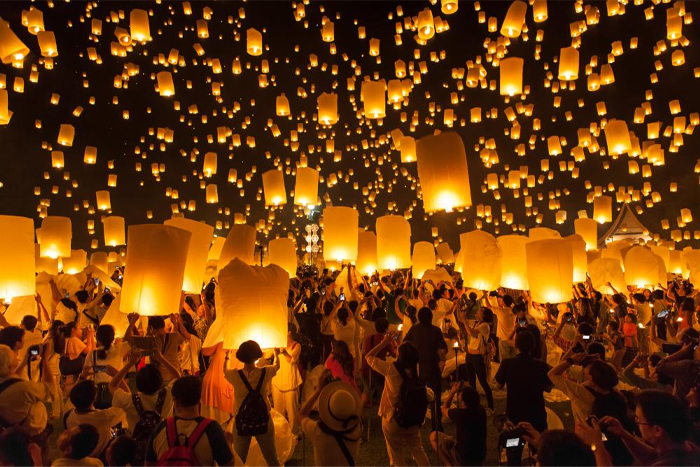 Loy Krathong (Festival des Lumières)