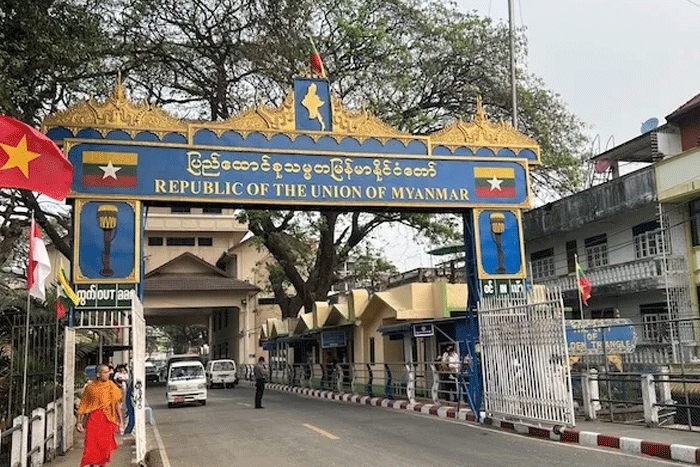 Traverser la frontière vers le Myanmar (Tachileik)