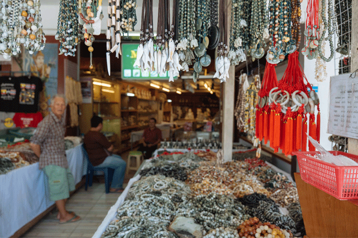 Explorer le marché frontalier de Mae Sai