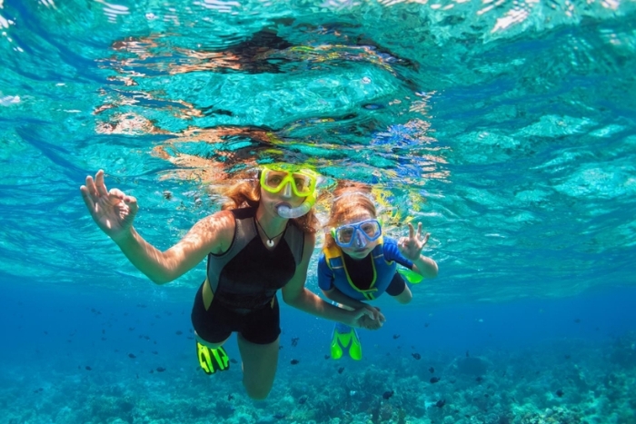 Faire du snorkeling au parc national d'Angthong dans votre voyage famille Tha&iuml;lande pas cher