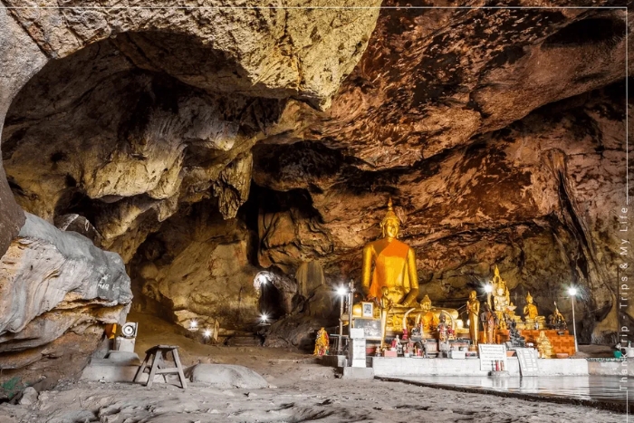 Grotte de Tham Krasae, Kanchanaburi