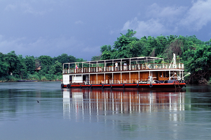 Profiter d'une croisière sur la rivière Kwaï