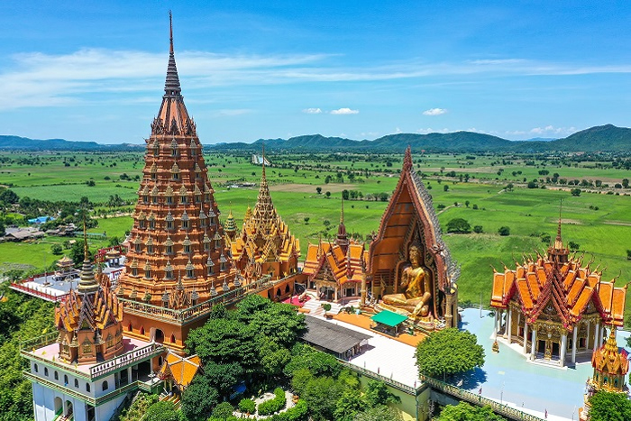 Wat Tham Suea