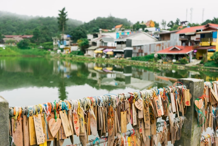 Ban E-Tong Pilok est un petit village nich&eacute; dans les montagnes de Thong Pha Phum, Kanchanaburi