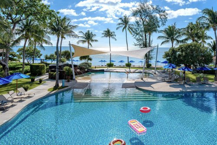 Vous pouvez choisir OZO Chaweng Samui pour profiter de la plage privée et se détendre à la piscine